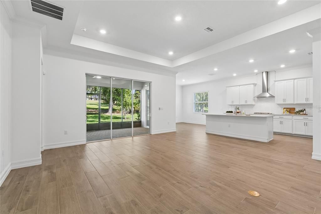 For Sale: $860,000 (5 beds, 4 baths, 3846 Square Feet)