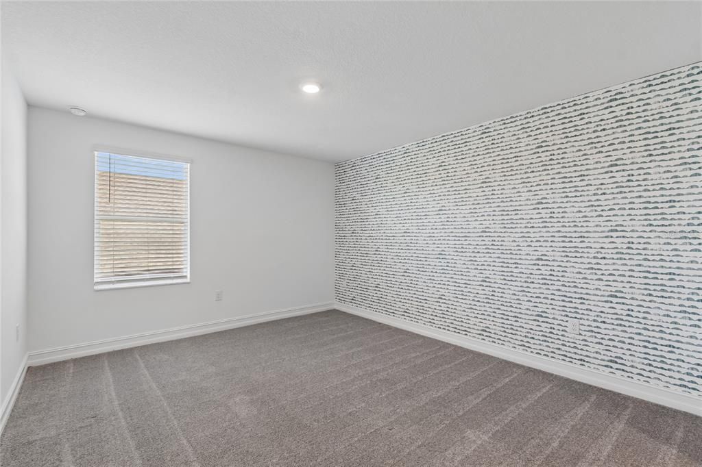 For Sale: $860,000 (5 beds, 4 baths, 3846 Square Feet)