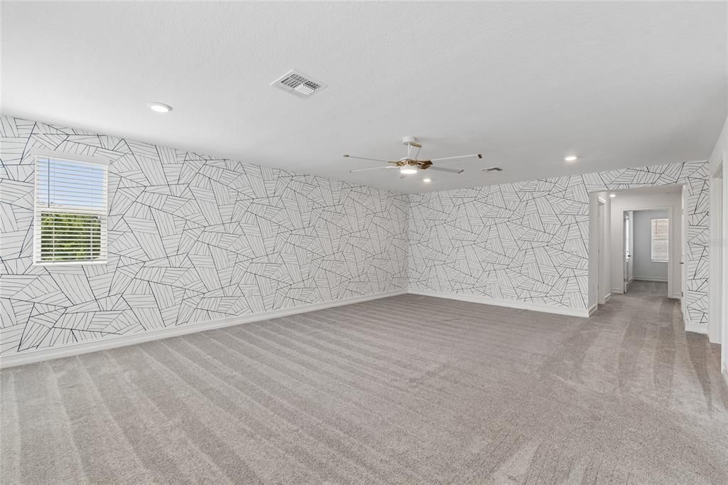 For Sale: $860,000 (5 beds, 4 baths, 3846 Square Feet)