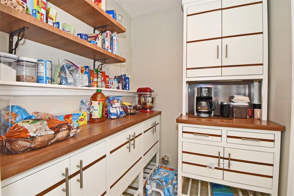 На продажу: $470,000 (3 спален, 2 ванн, 1616 Квадратных фут)