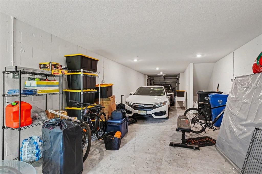 For Rent: $2,650 (2 beds, 2 baths, 1733 Square Feet)