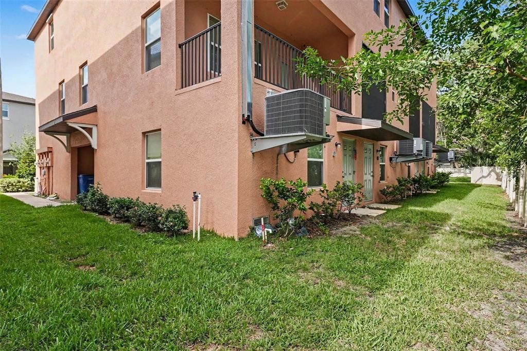 For Rent: $2,650 (2 beds, 2 baths, 1733 Square Feet)
