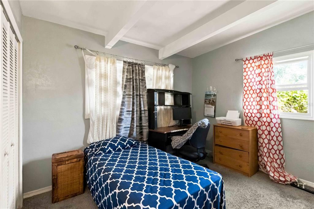 En Venta: $290,000 (3 camas, 2 baños, 1152 Pies cuadrados)