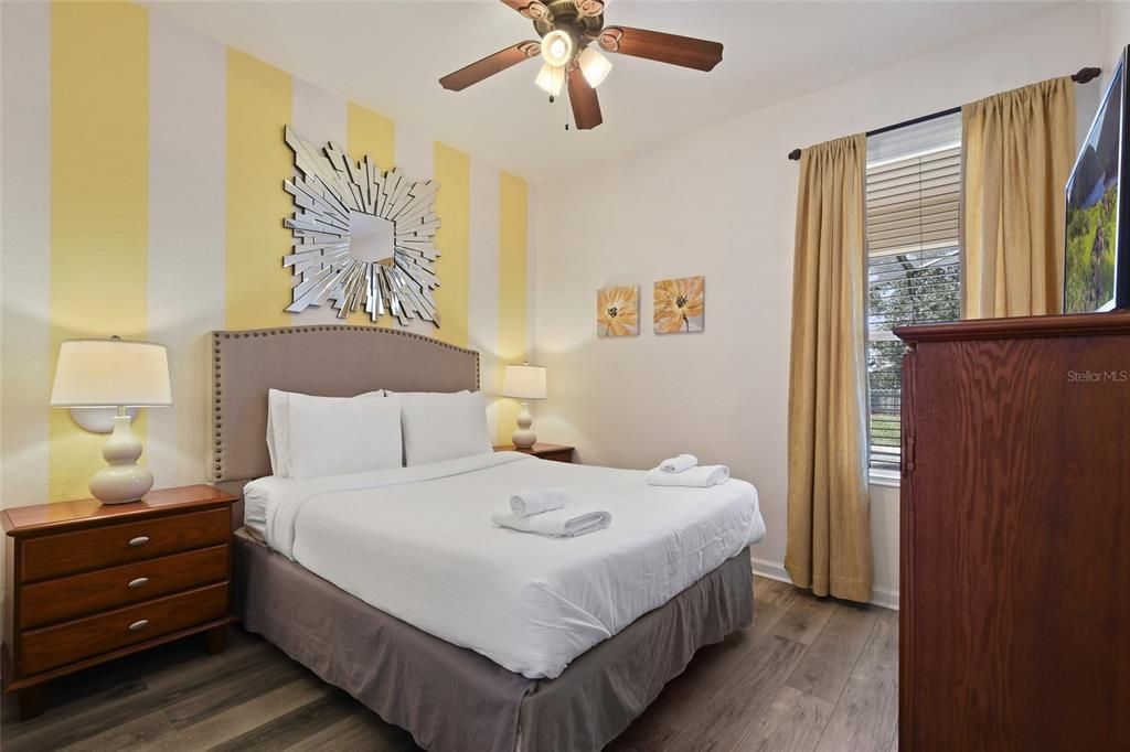 En Venta: $698,000 (6 camas, 4 baños, 2812 Pies cuadrados)