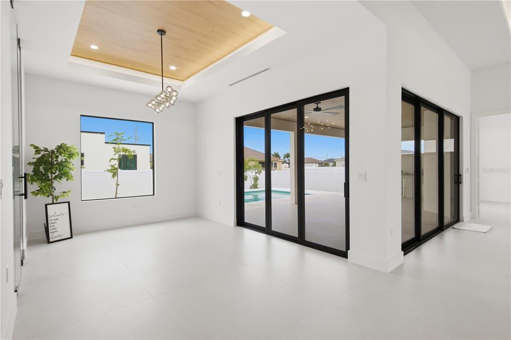 For Sale: $799,000 (3 beds, 3 baths, 2420 Square Feet)
