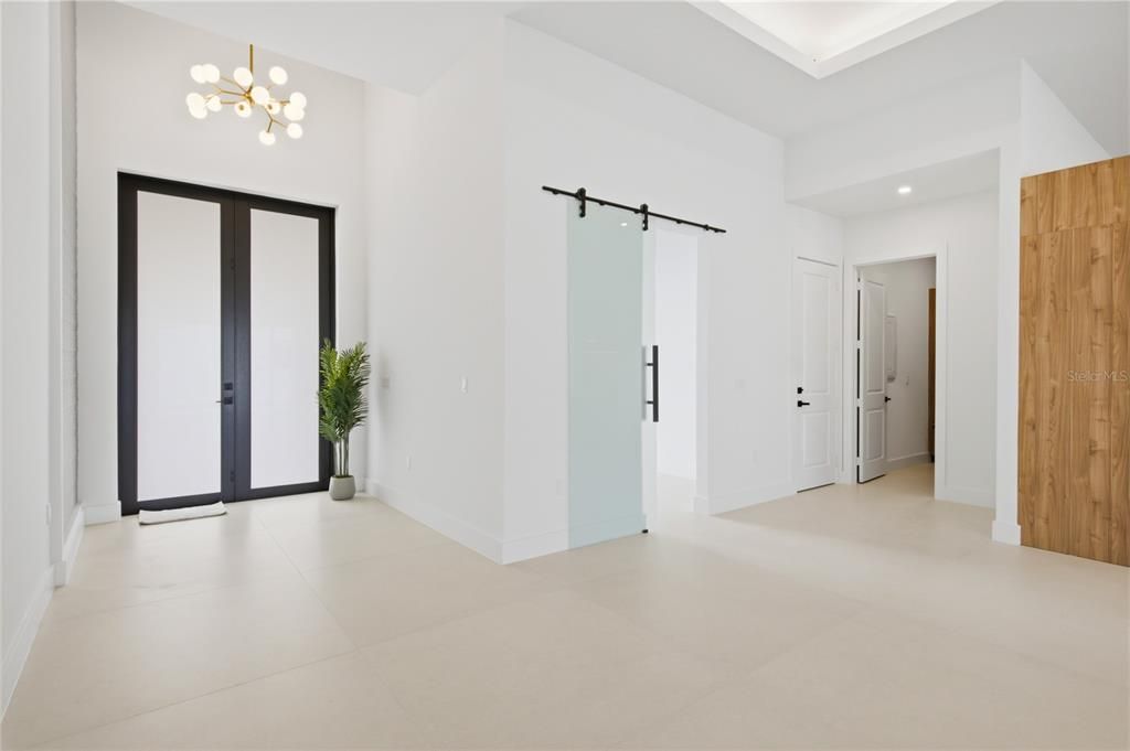 For Sale: $799,000 (3 beds, 3 baths, 2420 Square Feet)