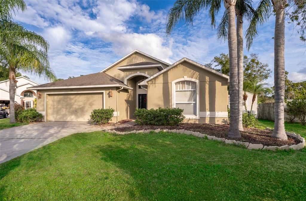For Rent: $2,700 (4 beds, 2 baths, 2056 Square Feet)