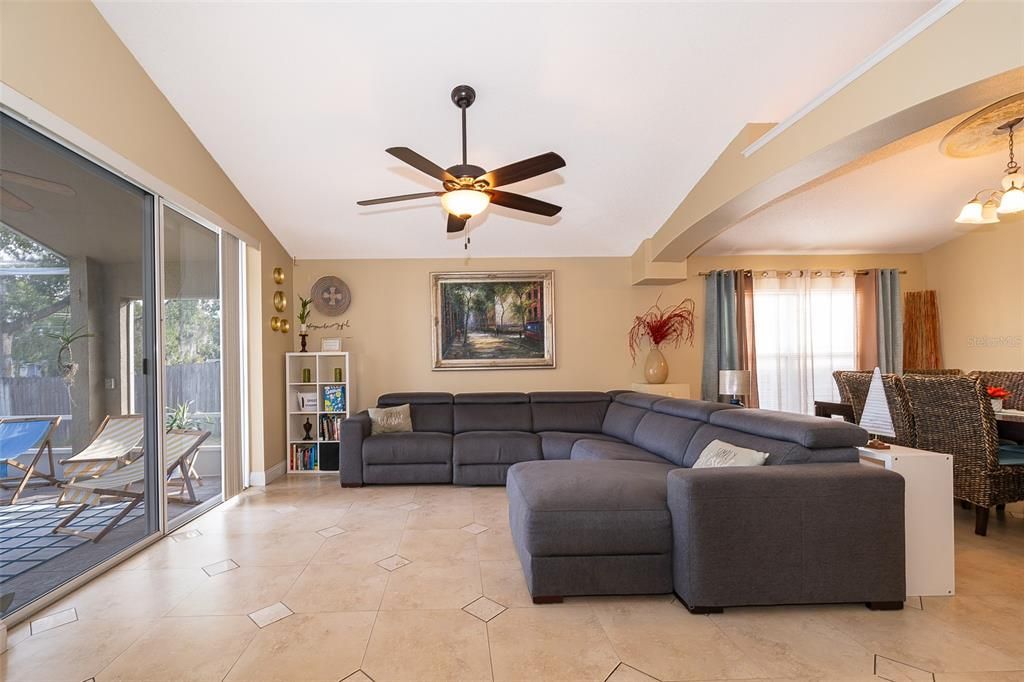 For Rent: $2,700 (4 beds, 2 baths, 2056 Square Feet)