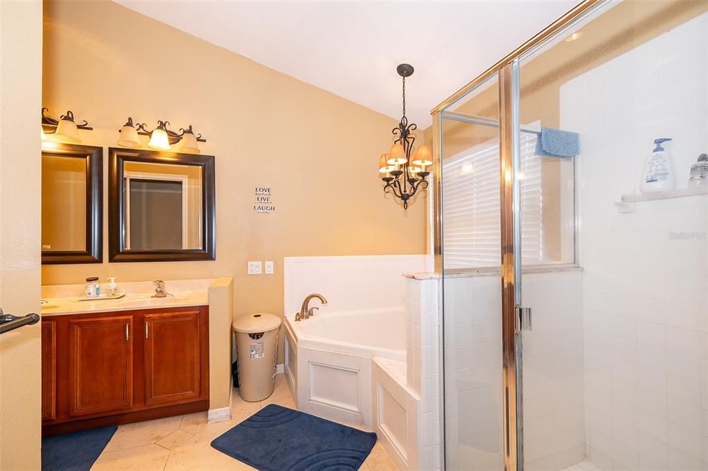 For Rent: $2,700 (4 beds, 2 baths, 2056 Square Feet)