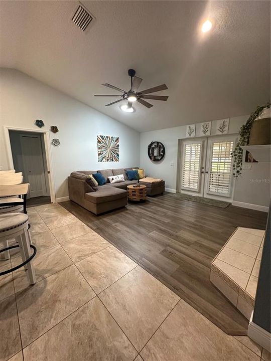 For Sale: $459,000 (3 beds, 2 baths, 1988 Square Feet)