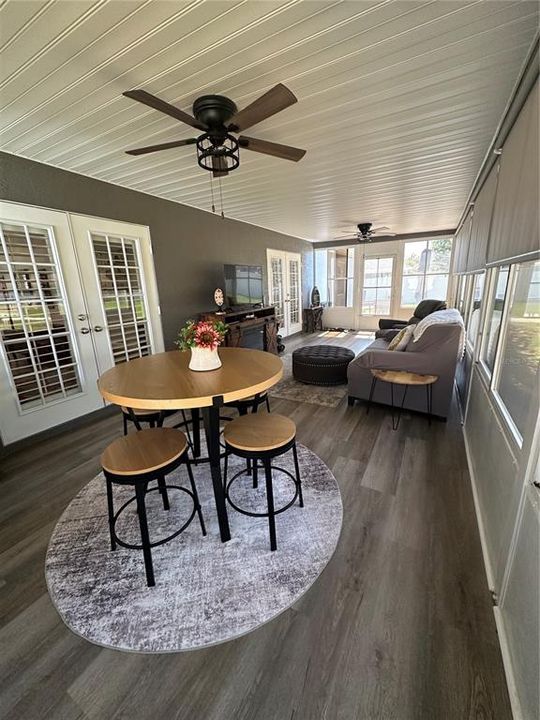 For Sale: $459,000 (3 beds, 2 baths, 1988 Square Feet)