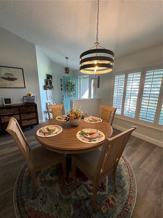 For Sale: $459,000 (3 beds, 2 baths, 1988 Square Feet)