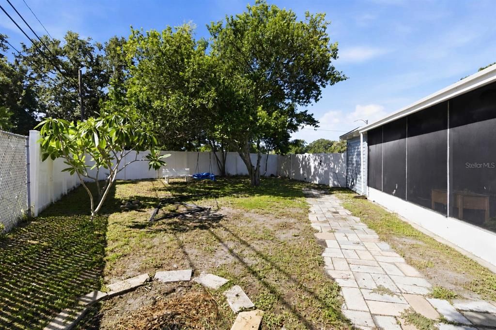 En Venta: $350,000 (3 camas, 2 baños, 1088 Pies cuadrados)