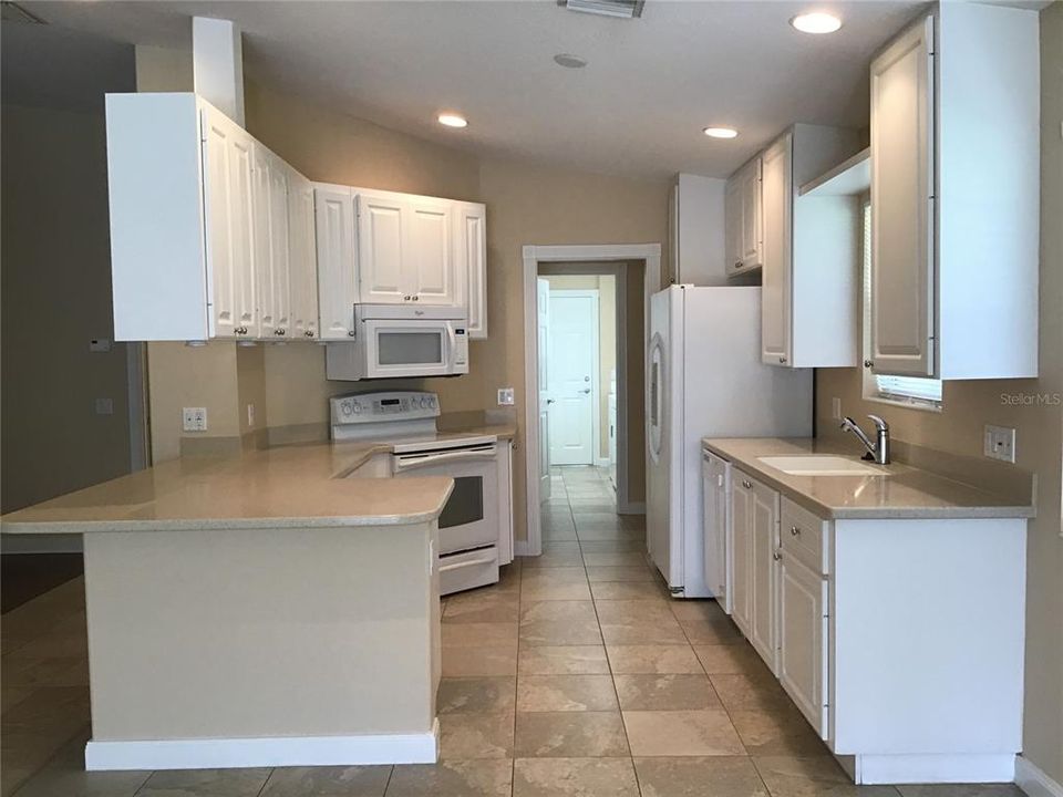For Rent: $2,500 (2 beds, 2 baths, 1736 Square Feet)