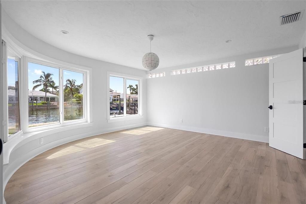 En Venta: $2,500,000 (4 camas, 3 baños, 3198 Pies cuadrados)