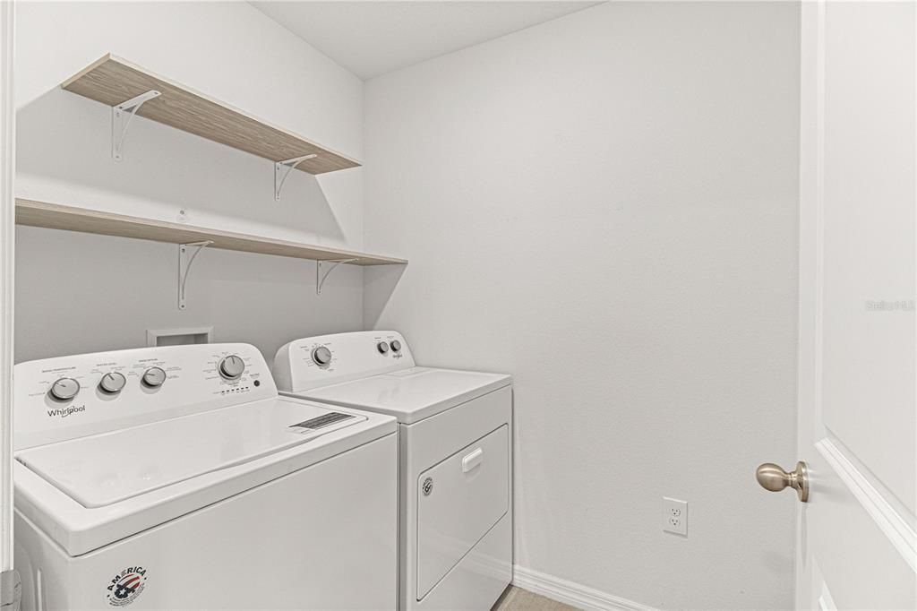 For Rent: $1,950 (4 beds, 2 baths, 1827 Square Feet)