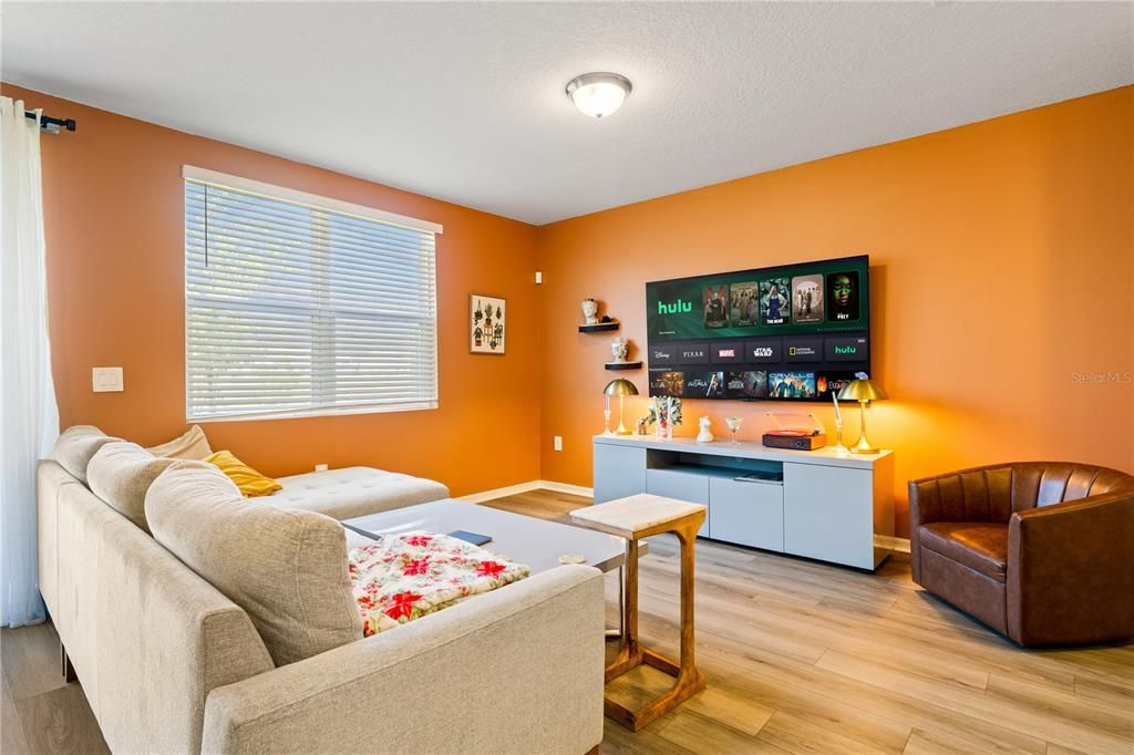 For Rent: $2,300 (3 beds, 2 baths, 1485 Square Feet)