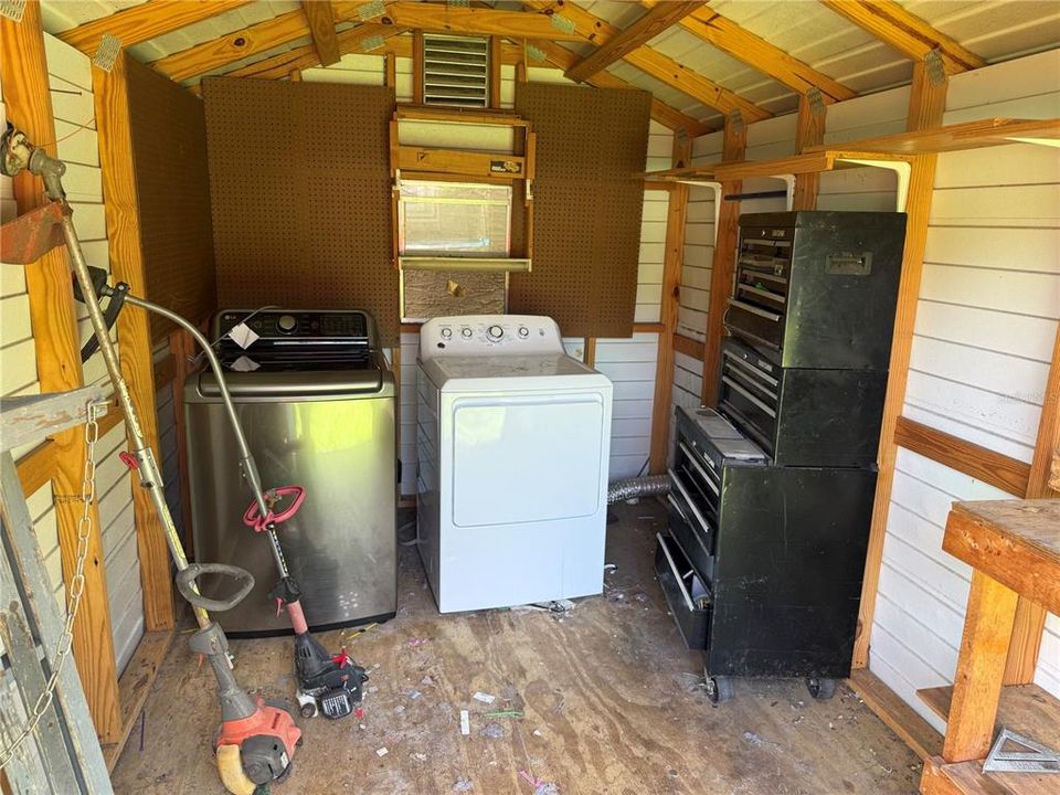 For Sale: $149,000 (2 beds, 1 baths, 616 Square Feet)