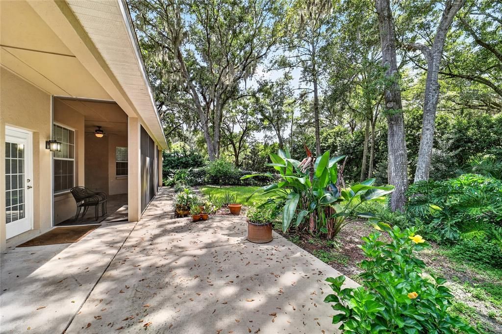 For Sale: $599,000 (3 beds, 2 baths, 2281 Square Feet)