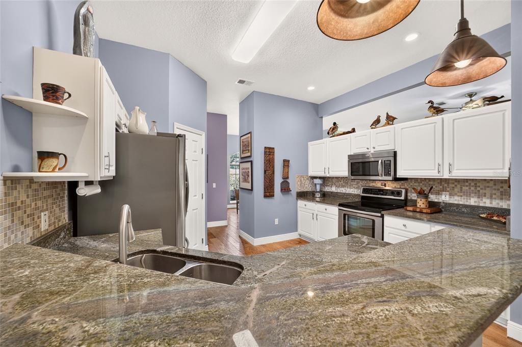 For Sale: $599,000 (3 beds, 2 baths, 2281 Square Feet)