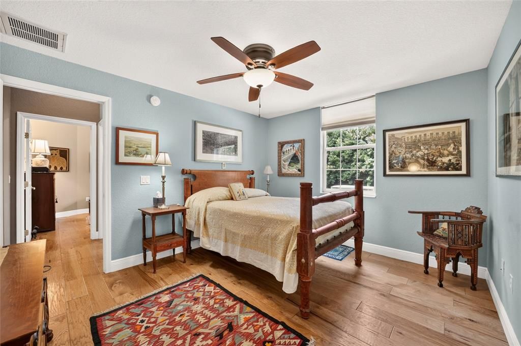 For Sale: $599,000 (3 beds, 2 baths, 2281 Square Feet)