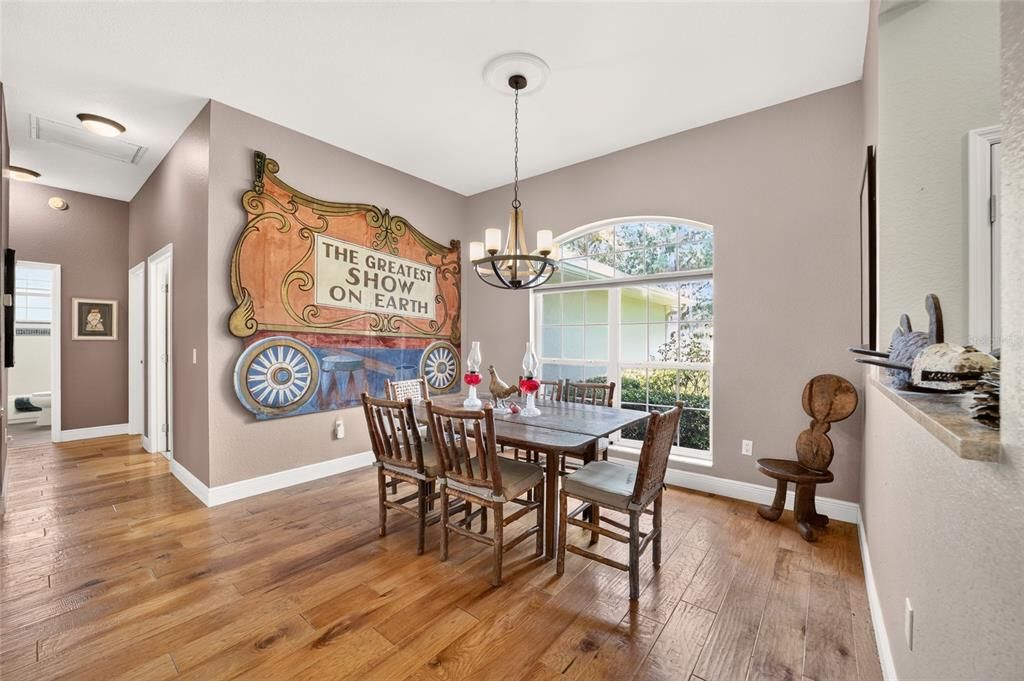 For Sale: $599,000 (3 beds, 2 baths, 2281 Square Feet)