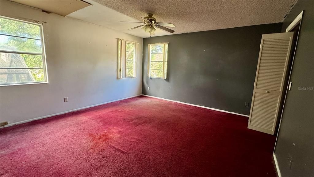 For Sale: $245,000 (4 beds, 2 baths, 2206 Square Feet)