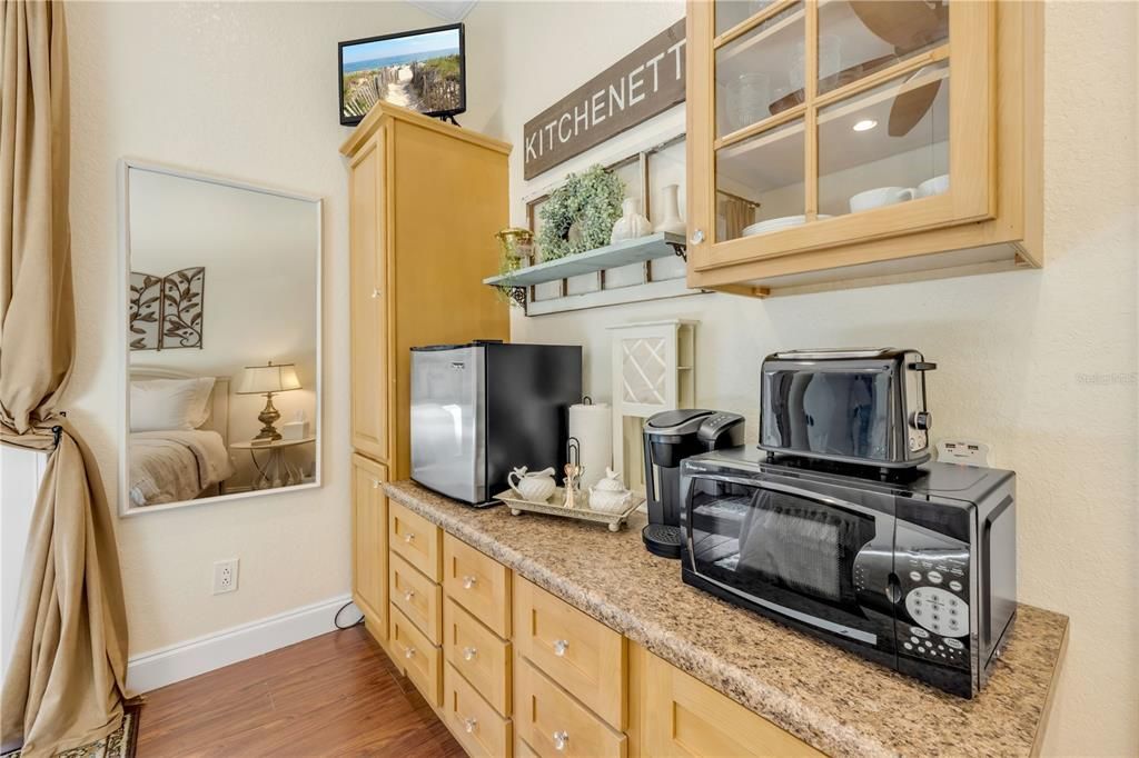 En Venta: $1,495,000 (4 camas, 3 baños, 3515 Pies cuadrados)