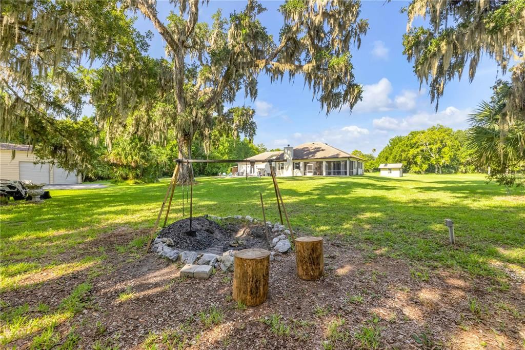 En Venta: $1,495,000 (4 camas, 3 baños, 3515 Pies cuadrados)