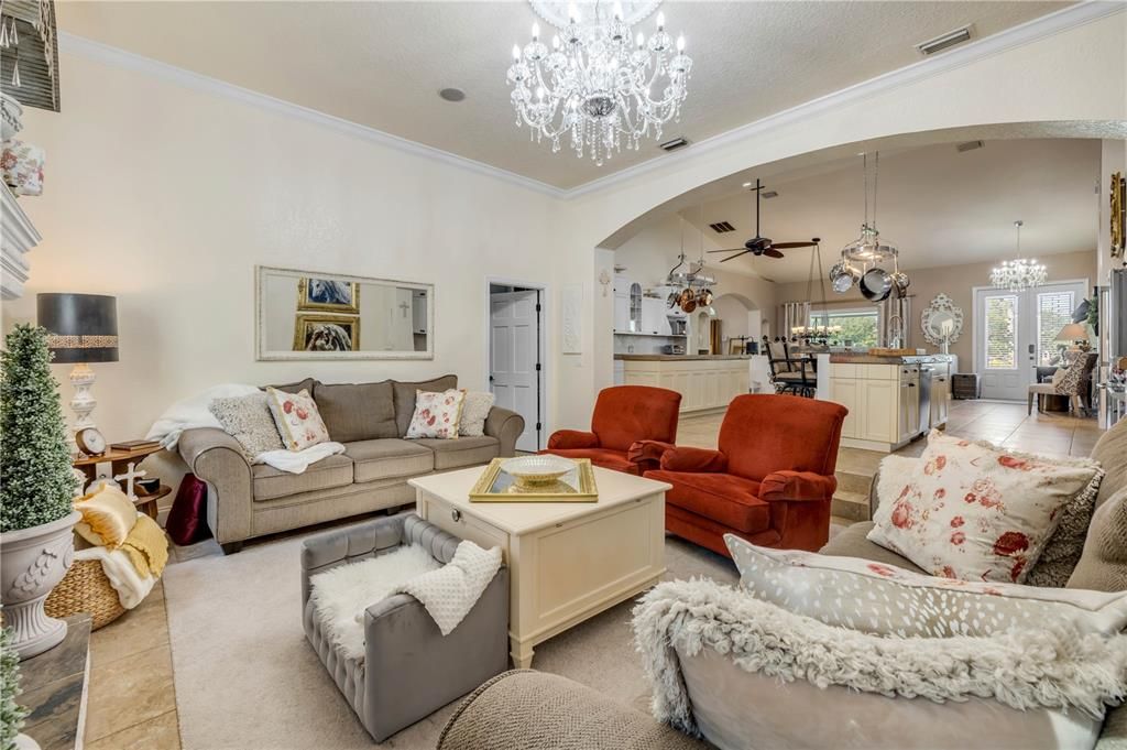 En Venta: $1,495,000 (4 camas, 3 baños, 3515 Pies cuadrados)