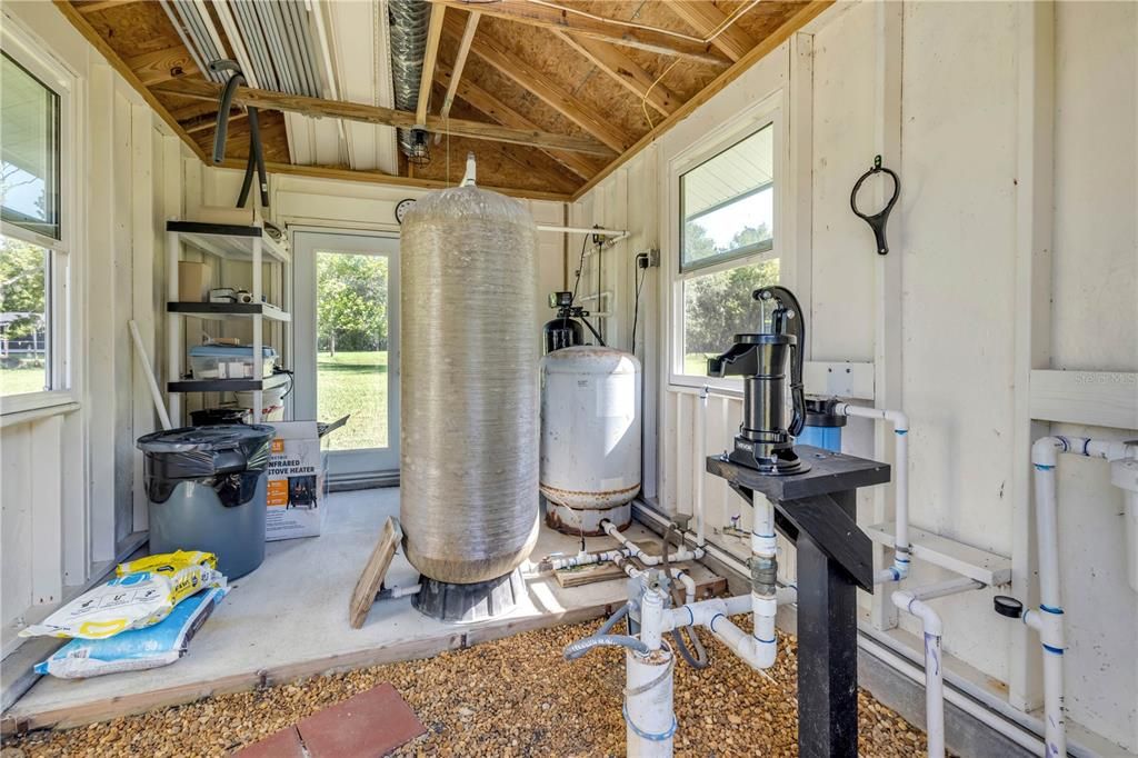 En Venta: $1,495,000 (4 camas, 3 baños, 3515 Pies cuadrados)