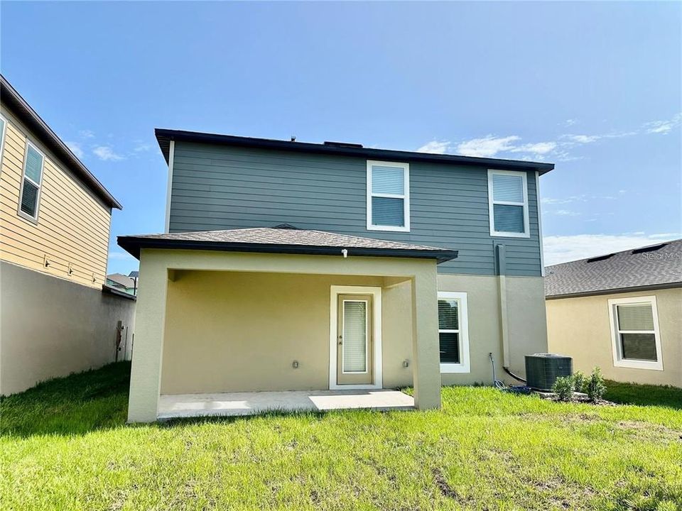 For Rent: $2,900 (5 beds, 2 baths, 2215 Square Feet)