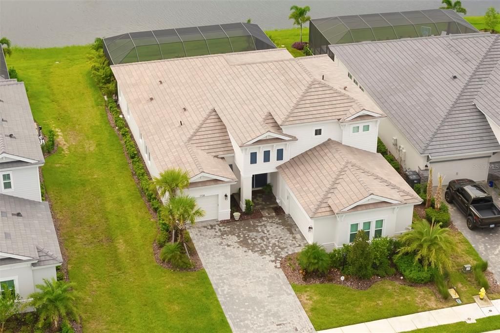 Activo con contrato: $1,599,000 (4 camas, 3 baños, 3651 Pies cuadrados)
