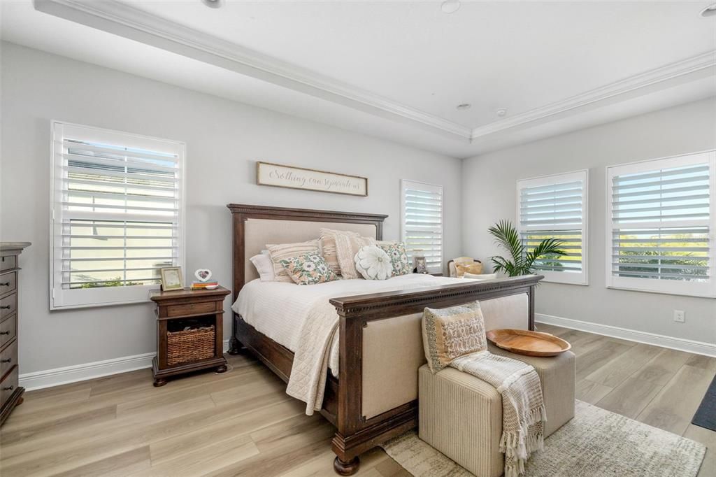 Activo con contrato: $1,599,000 (4 camas, 3 baños, 3651 Pies cuadrados)