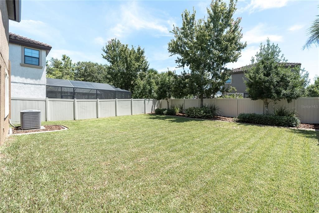 En Venta: $550,000 (4 camas, 2 baños, 2414 Pies cuadrados)