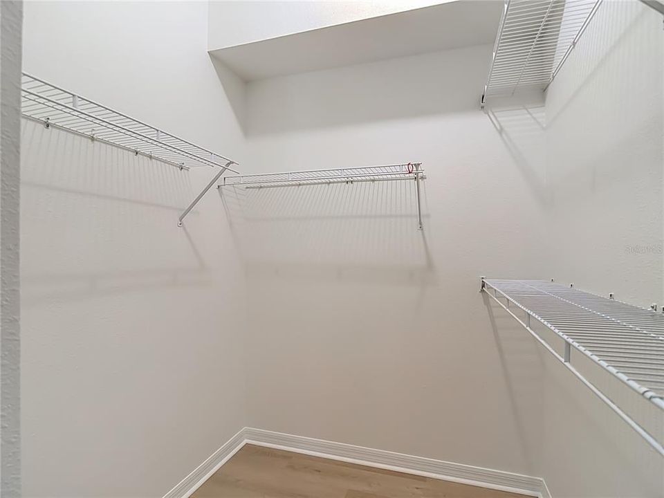 На продажу: $310,000 (3 спален, 2 ванн, 1456 Квадратных фут)