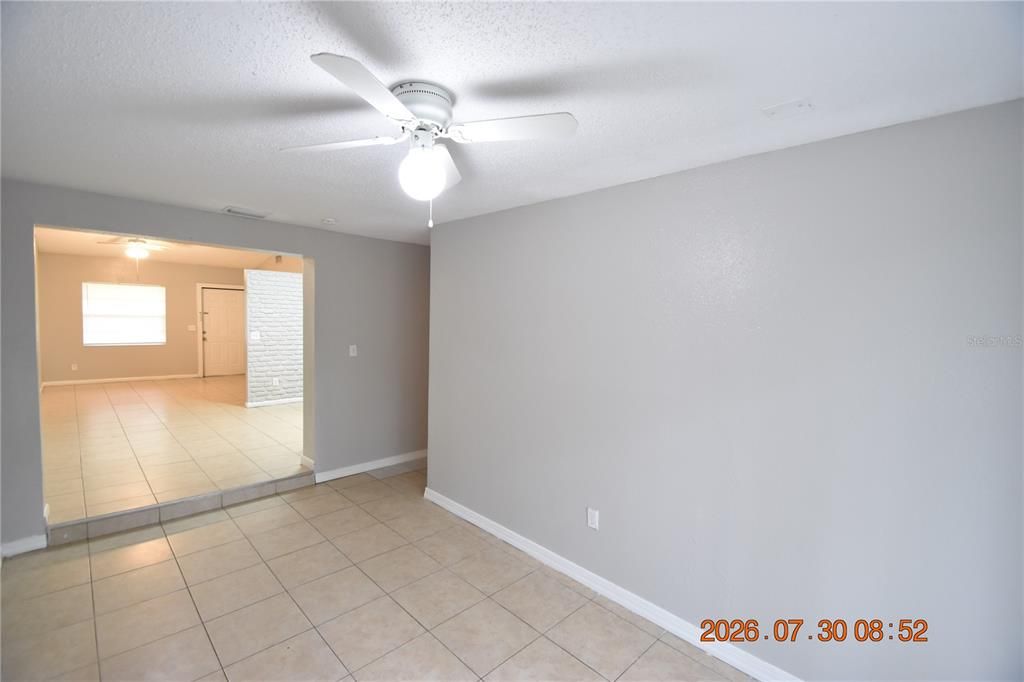 For Rent: $1,925 (4 beds, 2 baths, 1296 Square Feet)