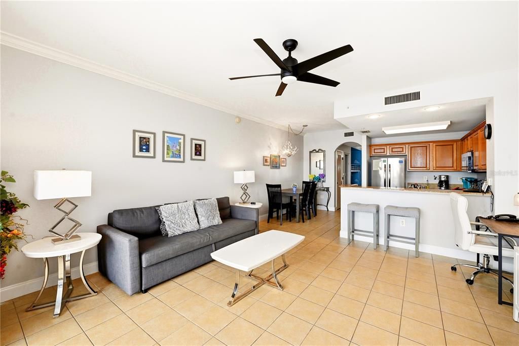 En Venta: $290,000 (1 camas, 2 baños, 798 Pies cuadrados)