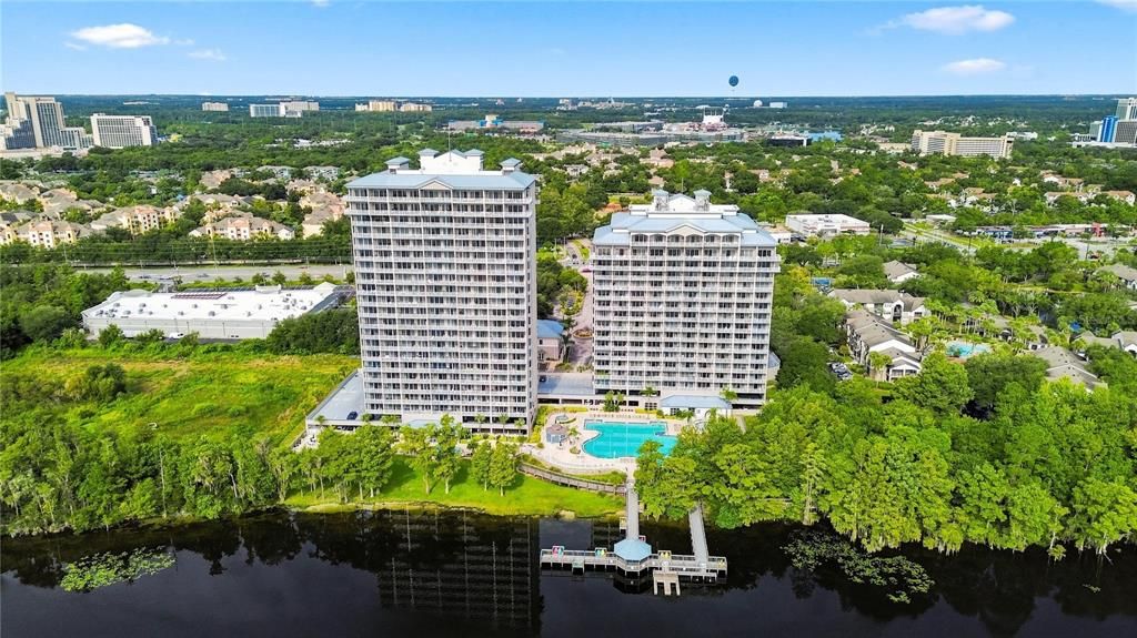 En Venta: $290,000 (1 camas, 2 baños, 798 Pies cuadrados)