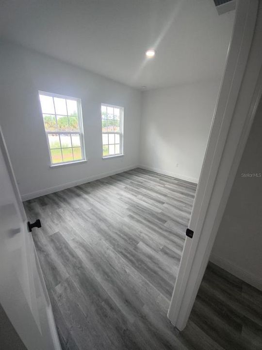 For Rent: $2,500 (4 beds, 3 baths, 1952 Square Feet)