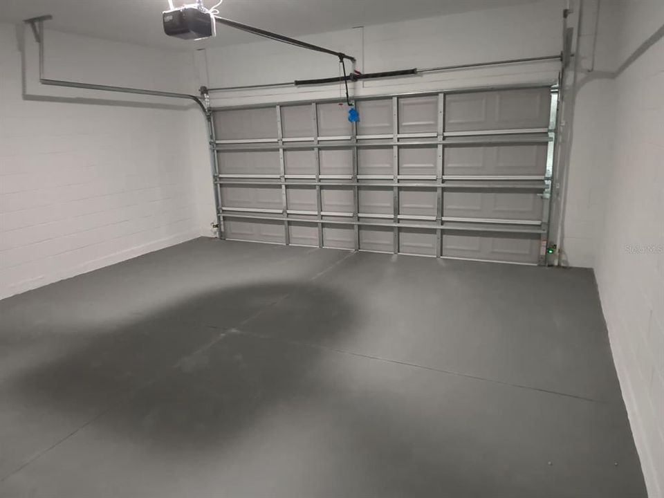 For Rent: $2,500 (4 beds, 3 baths, 1952 Square Feet)