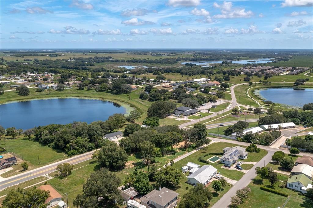 На продажу: $300,000 (0.80 acres)