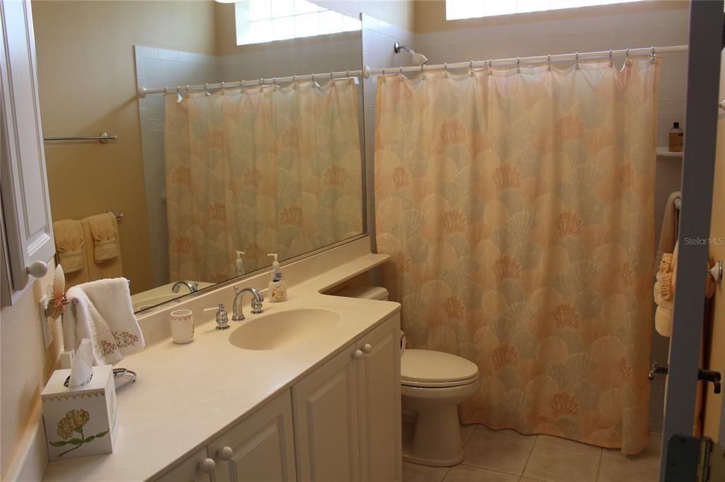 For Sale: $475,000 (2 beds, 2 baths, 1871 Square Feet)