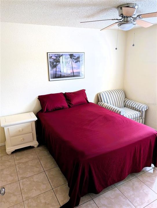 For Sale: $135,000 (2 beds, 2 baths, 848 Square Feet)