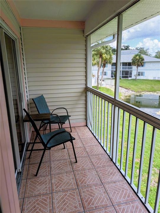For Sale: $135,000 (2 beds, 2 baths, 848 Square Feet)