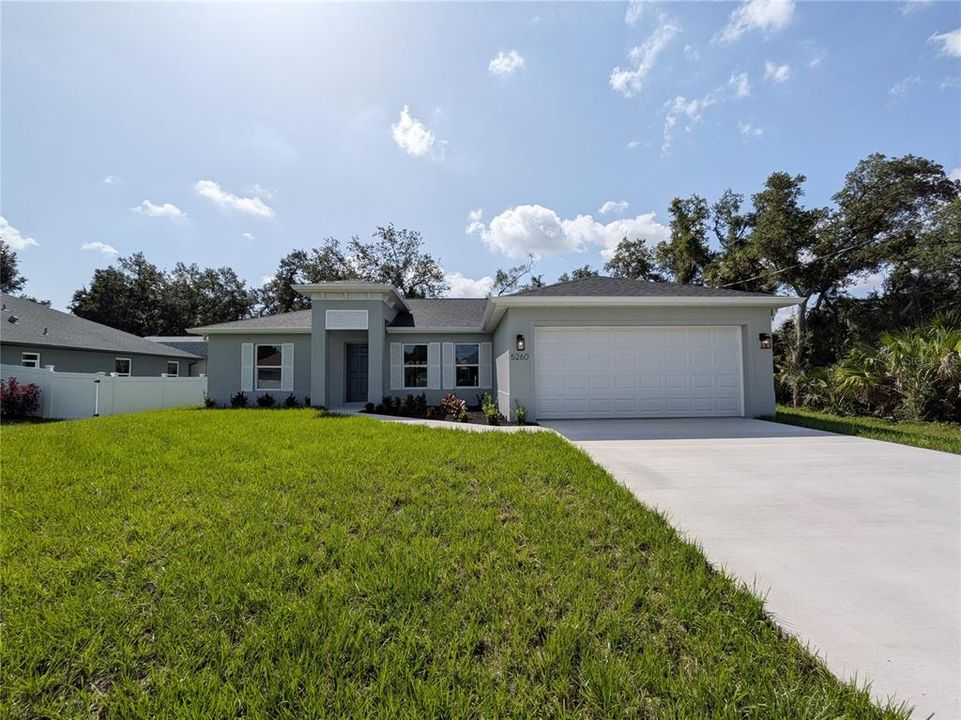 For Sale: $325,000 (3 beds, 2 baths, 1437 Square Feet)