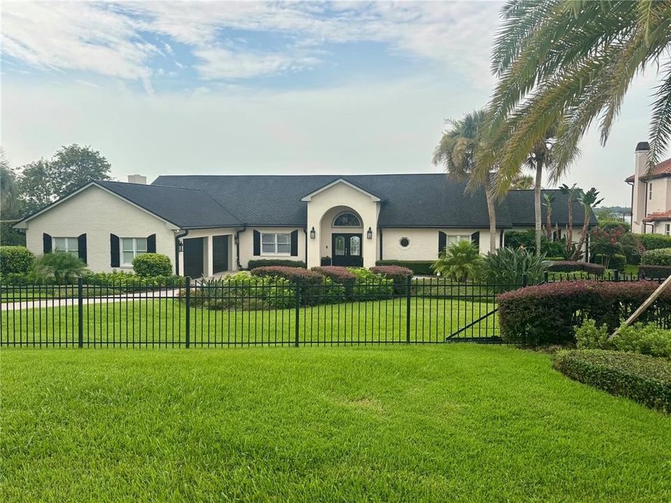 Vendido Recientemente: $2,750,000 (4 camas, 4 baños, 4194 Pies cuadrados)