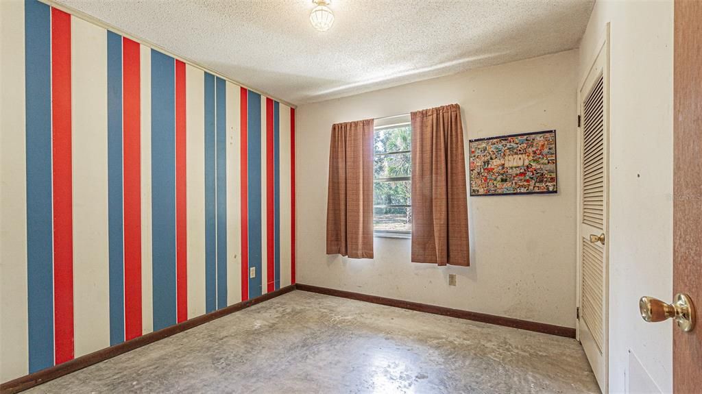 На продажу: $699,000 (5 спален, 3 ванн, 1820 Квадратных фут)