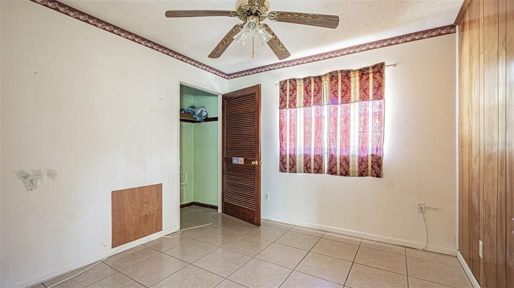 На продажу: $699,000 (5 спален, 3 ванн, 1820 Квадратных фут)