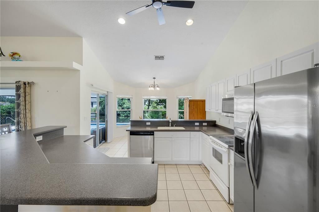 For Sale: $449,900 (3 beds, 2 baths, 2037 Square Feet)